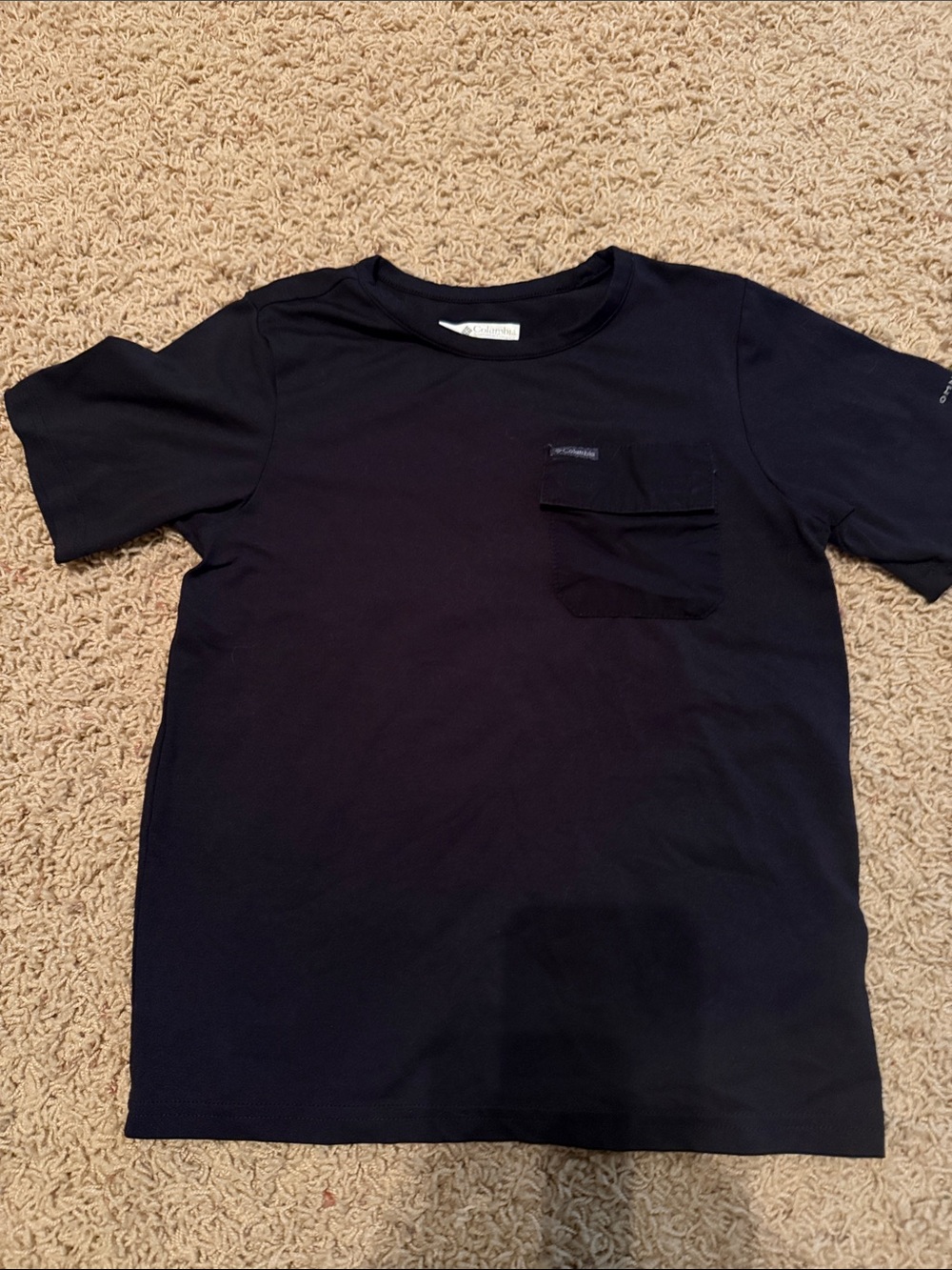Columbia Black Youth XS T-shirt.